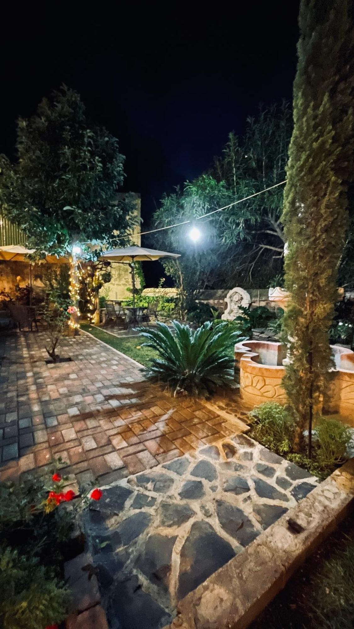 Hotel Vista San Francisco Antigua Exterior photo